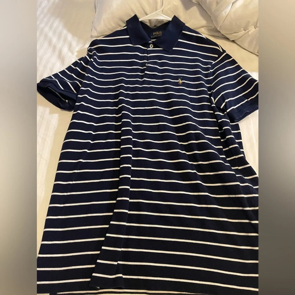 Polo - Picture 1 of 3